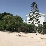 Villa Olivia, Coral Bay