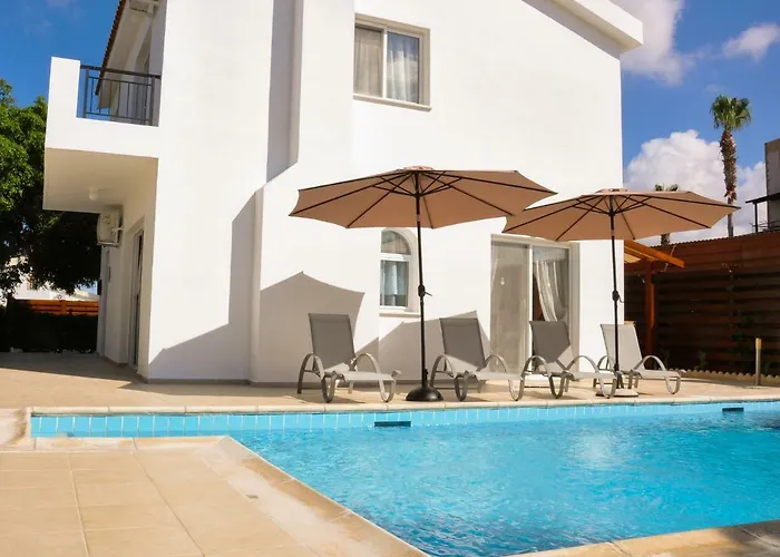 Villa Olivia, Coral Bay